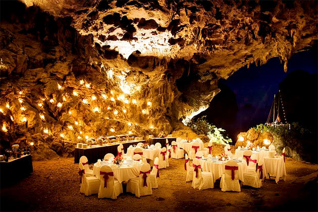 Dinner in cave