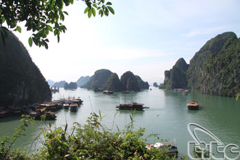 Quang Ninh Tourism heading towards World Tourism Day 2013