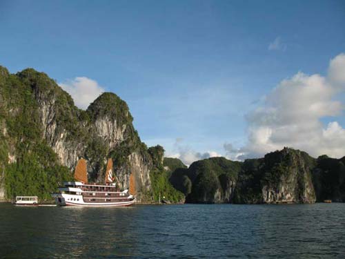 Bhaya Classic Cruises 3 Days 