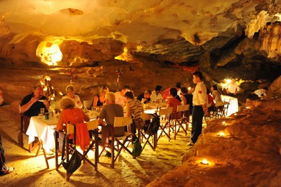 halong bay cruise with dinner in cave